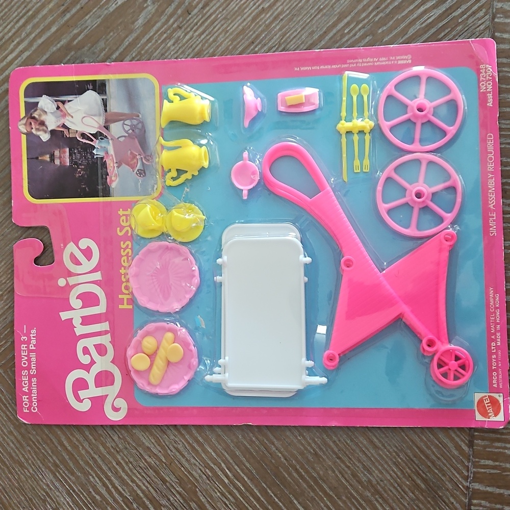 NEW Barbie Hostess Set